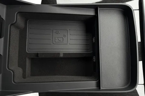  Audi Q7 3.0 TDI V6 Black Edition Tiptronic quattro Euro 6 (s/s) 5dr Thumbnail #37