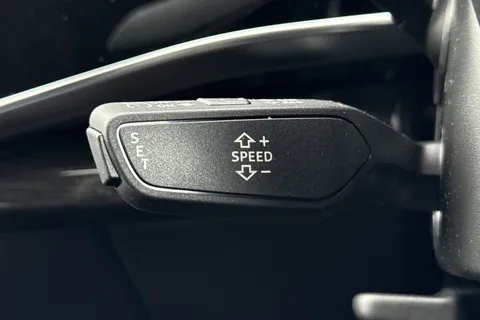  Audi Q7 3.0 TDI V6 Black Edition Tiptronic quattro Euro 6 (s/s) 5dr Thumbnail #38