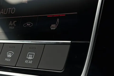  Audi Q7 3.0 TDI V6 Black Edition Tiptronic quattro Euro 6 (s/s) 5dr Thumbnail #41