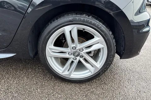 11 of 52 for Audi A1 S line 30 TFSI 116 PS 6-speed