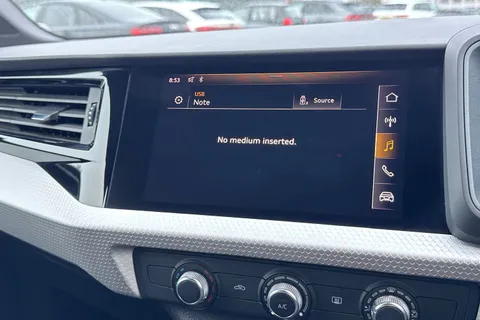 33 of 52 for Audi A1 S line 30 TFSI 116 PS 6-speed