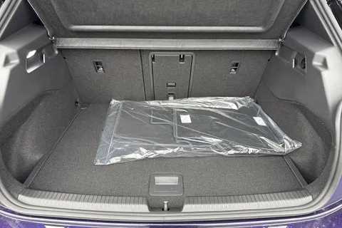 Volkswagen ID.3 79kWh GTX Fire & Ice Auto 5dr Thumbnail #7