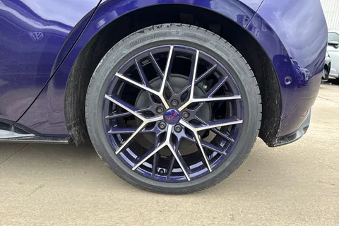 Volkswagen ID.3 79kWh GTX Fire & Ice Auto 5dr Thumbnail #11