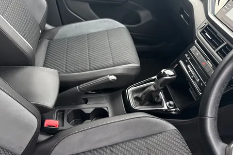 23 of 47 for VOLKSWAGEN T-CROSS 1.0 TSI 110 R-Line 5dr DSG