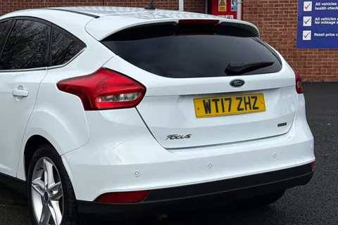 WT17ZHZ Ford Focus 1.0T EcoBoost Titanium Euro 6 (s/s) 5dr Thumbnail #9
