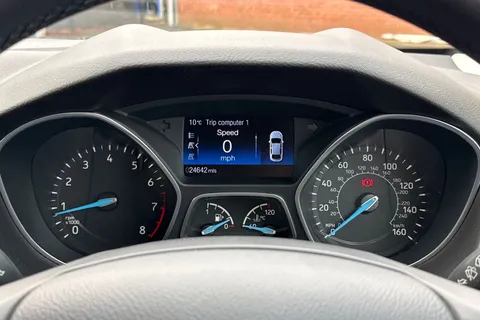 WT17ZHZ Ford Focus 1.0T EcoBoost Titanium Euro 6 (s/s) 5dr Thumbnail #34