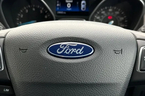 WT17ZHZ Ford Focus 1.0T EcoBoost Titanium Euro 6 (s/s) 5dr Thumbnail #35