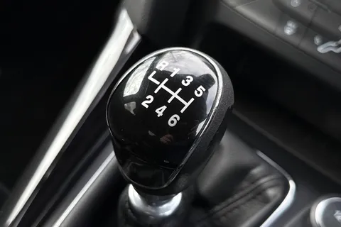 WT17ZHZ Ford Focus 1.0T EcoBoost Titanium Euro 6 (s/s) 5dr Thumbnail #41