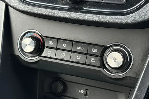 ML22HHB MG Mg3 1.5 VTi-TECH Exclusive Nav Euro 6 (s/s) 5dr Thumbnail #22