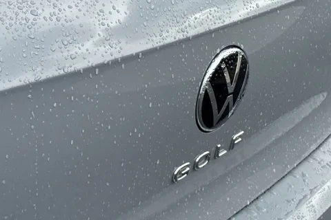 DE72RCU Volkswagen Golf 2.0 TDI 150 R-Line 5dr DSG Thumbnail #31