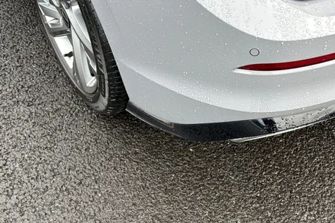 DE72RCU Volkswagen Golf 2.0 TDI 150 R-Line 5dr DSG Thumbnail #32