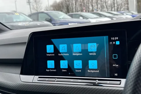 DE72RCU Volkswagen Golf 2.0 TDI 150 R-Line 5dr DSG Thumbnail #38