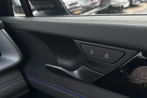 MV75UKX Volkswagen Tayron 1.5 TSI eHybrid 272 R-Line 5dr DSG **BLACK STYLE PACK, COMFORT PACK** Thumbnail #21