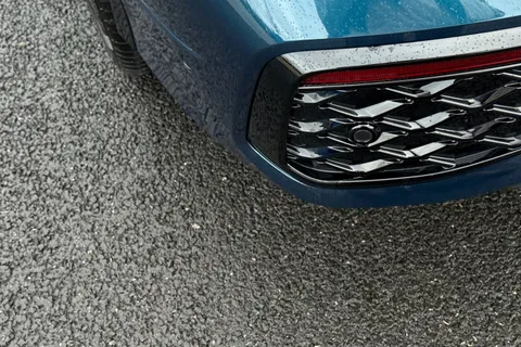 MV75UKX Volkswagen Tayron 1.5 TSI eHybrid 272 R-Line 5dr DSG **BLACK STYLE PACK, COMFORT PACK** Thumbnail #30