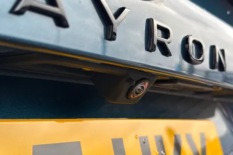 MV75UKX Volkswagen Tayron 1.5 TSI eHybrid 272 R-Line 5dr DSG **BLACK STYLE PACK, COMFORT PACK** Thumbnail #31