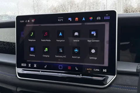 MV75UKX Volkswagen Tayron 1.5 TSI eHybrid 272 R-Line 5dr DSG **BLACK STYLE PACK, COMFORT PACK** Thumbnail #38