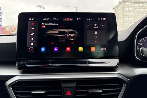 21 of 50 for SEAT LEON 1.5 eTSI 150 FR 5dr DSG