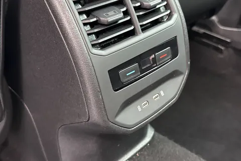 31 of 50 for SEAT LEON 1.5 eTSI 150 FR 5dr DSG