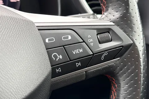 34 of 50 for SEAT LEON 1.5 eTSI 150 FR 5dr DSG