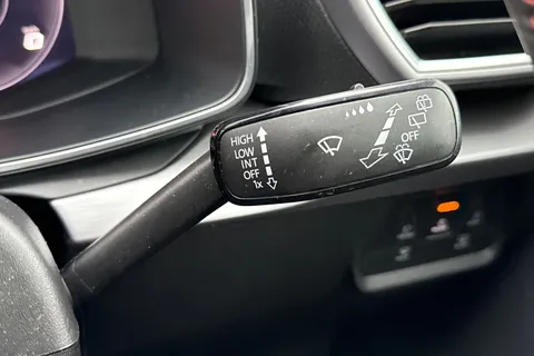 35 of 50 for SEAT LEON 1.5 eTSI 150 FR 5dr DSG