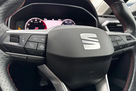 41 of 50 for SEAT LEON 1.5 eTSI 150 FR 5dr DSG