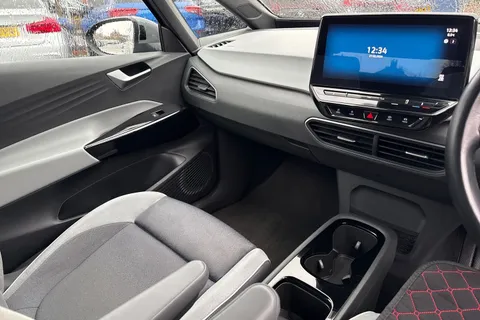 20 of 56 for Volkswagen ID.3 Pro S 77kWh Tour Auto 5dr