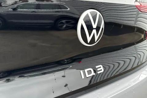 30 of 56 for Volkswagen ID.3 Pro S 77kWh Tour Auto 5dr