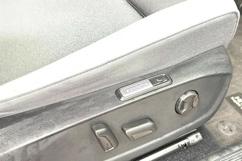 35 of 56 for Volkswagen ID.3 Pro S 77kWh Tour Auto 5dr