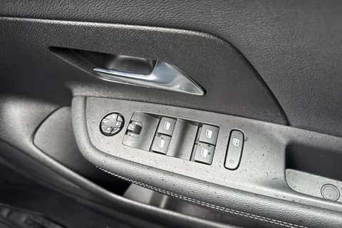 MC72LPO Vauxhall Mokka 1.2 Turbo GS Line Euro 6 (s/s) 5dr Thumbnail #40