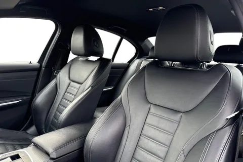 NA69OWZ BMW 3 Series 2.0 330e 12kWh M Sport Auto Euro 6 (s/s) 4dr Thumbnail #17