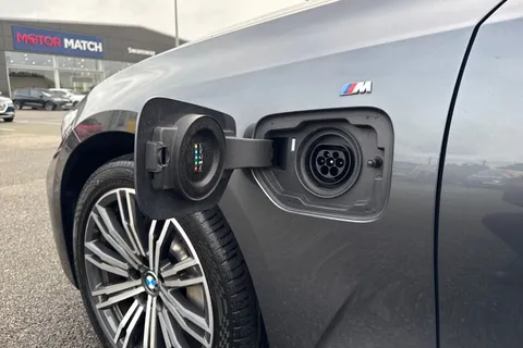 NA69OWZ BMW 3 Series 2.0 330e 12kWh M Sport Auto Euro 6 (s/s) 4dr Thumbnail #26