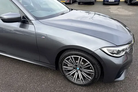 NA69OWZ BMW 3 Series 2.0 330e 12kWh M Sport Auto Euro 6 (s/s) 4dr Thumbnail #37