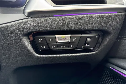 NA69OWZ BMW 3 Series 2.0 330e 12kWh M Sport Auto Euro 6 (s/s) 4dr Thumbnail #43