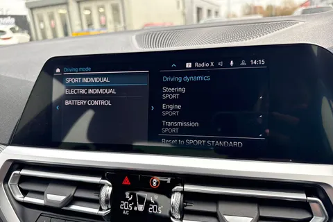 NA69OWZ BMW 3 Series 2.0 330e 12kWh M Sport Auto Euro 6 (s/s) 4dr Thumbnail #53