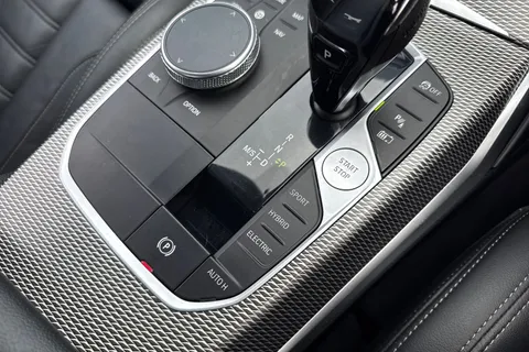 NA69OWZ BMW 3 Series 2.0 330e 12kWh M Sport Auto Euro 6 (s/s) 4dr Thumbnail #60