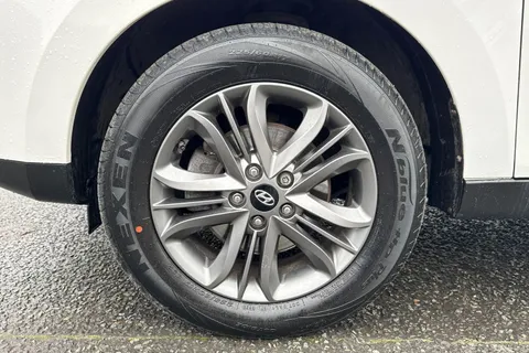 10 of 43 for Hyundai Ix35 2.0 CRDi SE 4WD Euro 5 5dr (Nav)