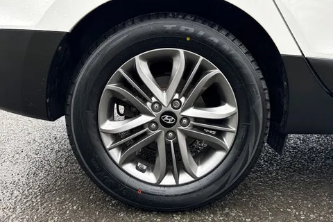 12 of 43 for Hyundai Ix35 2.0 CRDi SE 4WD Euro 5 5dr (Nav)