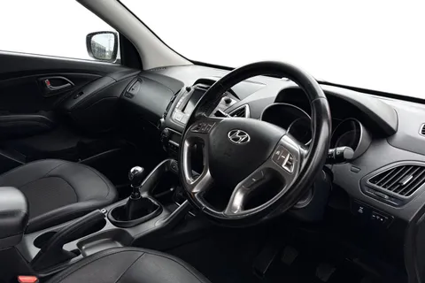 14 of 43 for Hyundai Ix35 2.0 CRDi SE 4WD Euro 5 5dr (Nav)