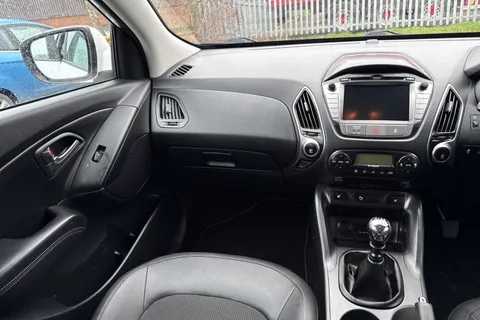 20 of 43 for Hyundai Ix35 2.0 CRDi SE 4WD Euro 5 5dr (Nav)