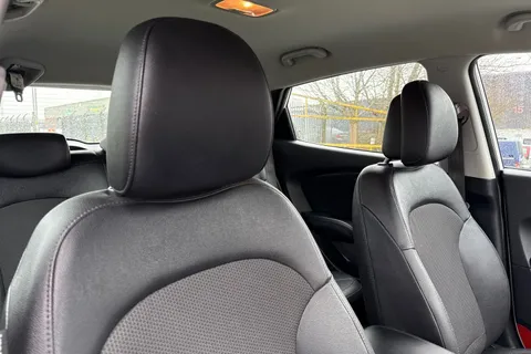 24 of 43 for Hyundai Ix35 2.0 CRDi SE 4WD Euro 5 5dr (Nav)