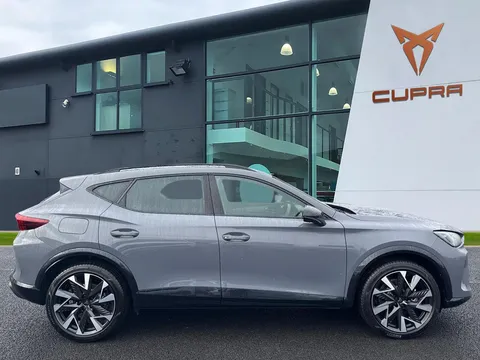 MF75LTE CUPRA Formentor 1.5 eHybrid 204 V2 5dr DSG **DELIVERY MILEAGE** Thumbnail #4