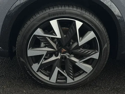 MF75LSL CUPRA Formentor 1.5 eHybrid 204 V2 5dr DSG **DELIVERY MILEAGE** Thumbnail #7