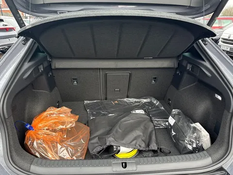 MF75LTE CUPRA Formentor 1.5 eHybrid 204 V2 5dr DSG **DELIVERY MILEAGE** Thumbnail #10