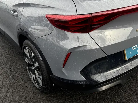 MF75LSL CUPRA Formentor 1.5 eHybrid 204 V2 5dr DSG **DELIVERY MILEAGE** Thumbnail #16