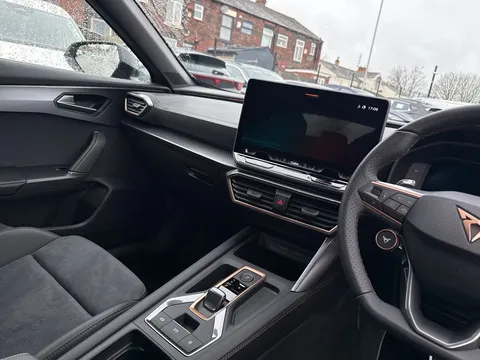 MF75LTE CUPRA Formentor 1.5 eHybrid 204 V2 5dr DSG **DELIVERY MILEAGE** Thumbnail #15