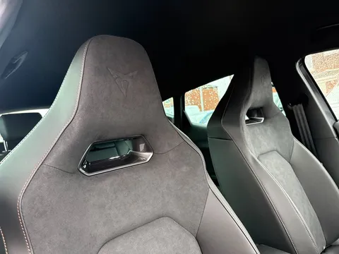 MF75LSL CUPRA Formentor 1.5 eHybrid 204 V2 5dr DSG **DELIVERY MILEAGE** Thumbnail #21