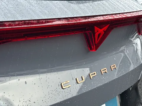 MF75LSL CUPRA Formentor 1.5 eHybrid 204 V2 5dr DSG **DELIVERY MILEAGE** Thumbnail #25