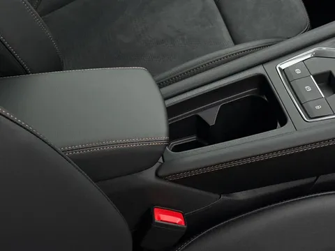 MF75LSL CUPRA Formentor 1.5 eHybrid 204 V2 5dr DSG **DELIVERY MILEAGE** Thumbnail #34