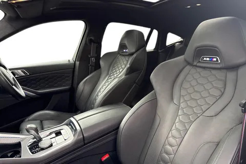 DY71UYB BMW X6 M 4.4i V8 Competition Auto xDrive Euro 6 (s/s) 5dr Thumbnail #17