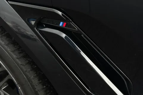 DY71UYB BMW X6 M 4.4i V8 Competition Auto xDrive Euro 6 (s/s) 5dr Thumbnail #28